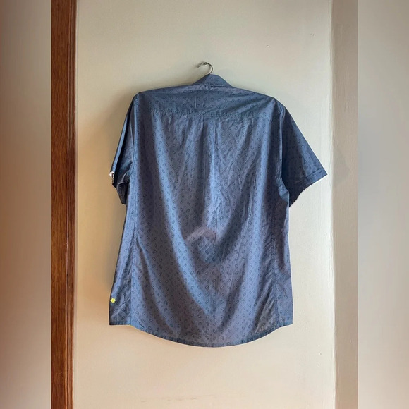 *Descendant of Thieves By:Dres Ladro Blue Paisley Short Sleeve Button Down - Picture 4 of 7
